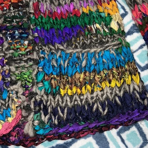 Sparrow Colorful Cardigan - Picture 2 of 11